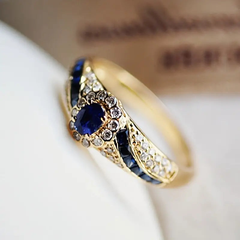 ÉCLAT | Anillo de Oro La Reina