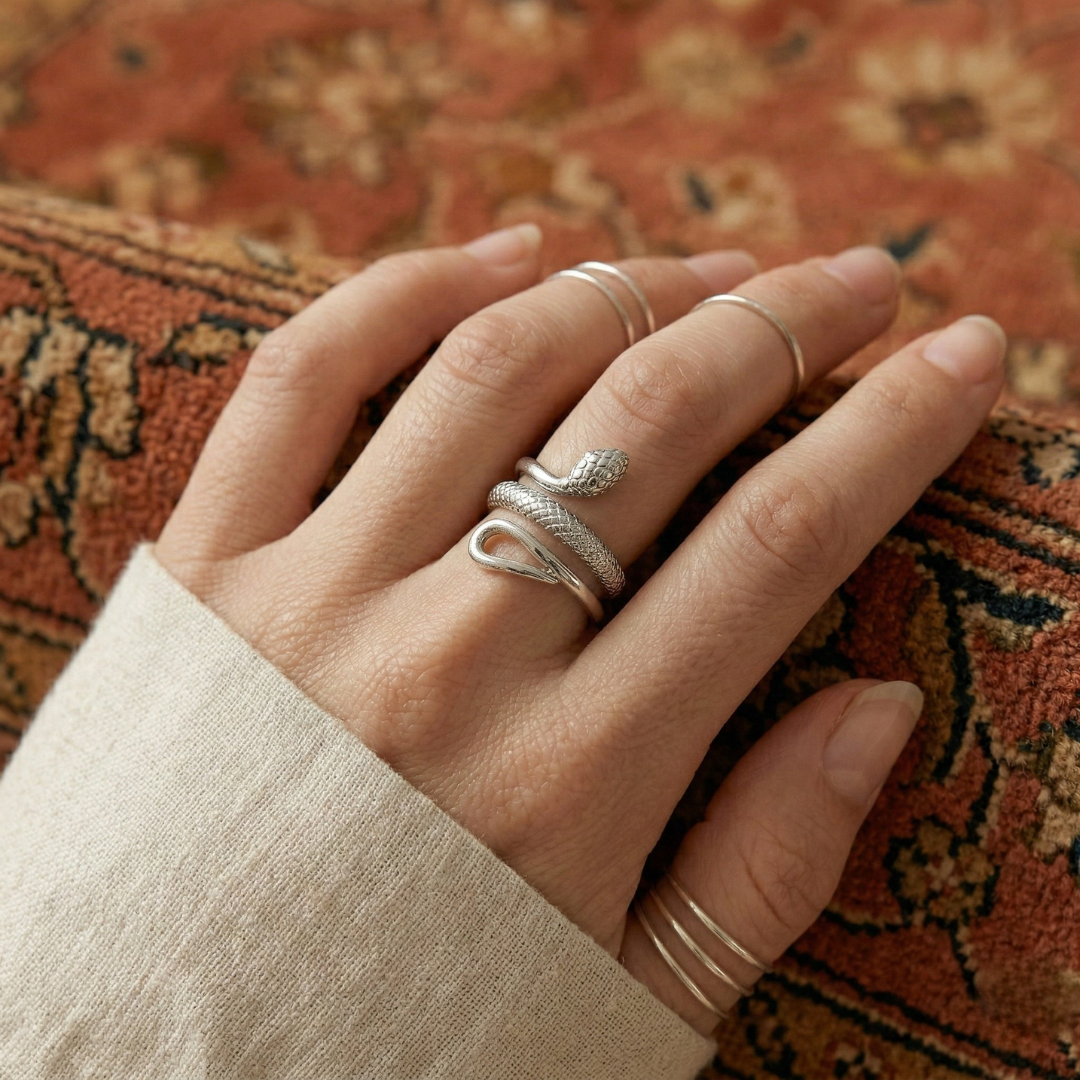 ÉCLAT | Anillo Detallado de Serpiente (Ajustable)