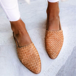 Zapatos trenzados Bianca en marrón claro