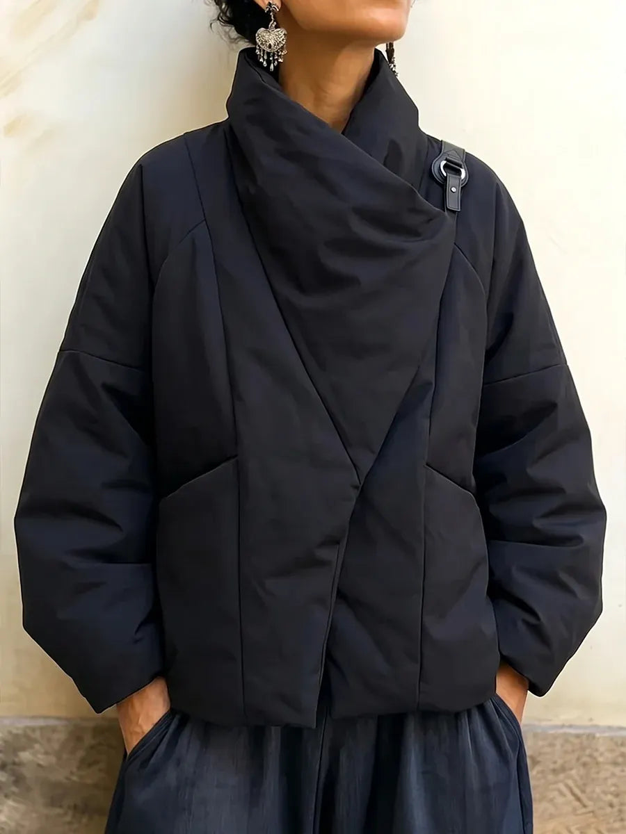 Chaqueta de invierno para mujer con cuello drapeado y corte asimétrico