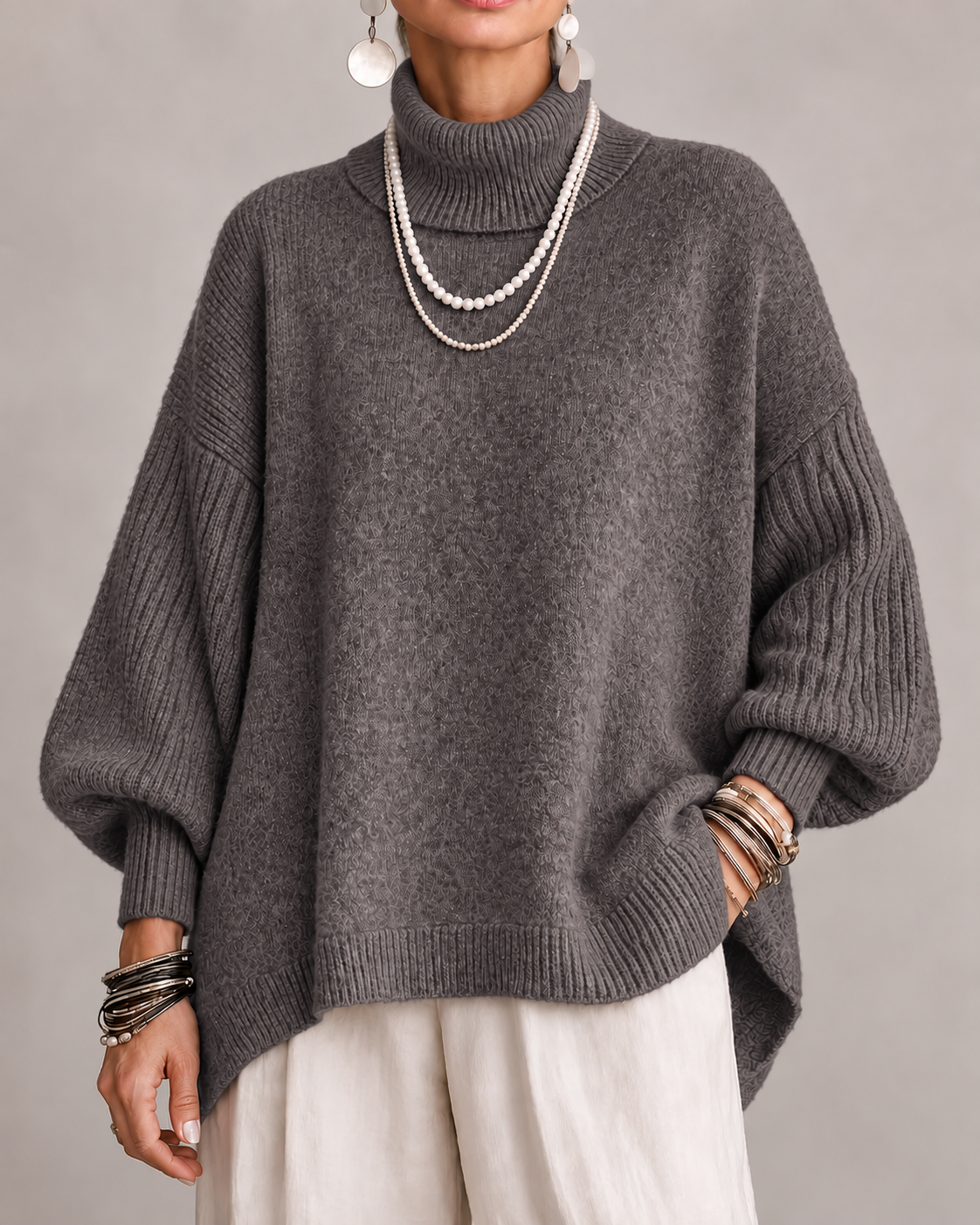 Suéter oversize para mujer con cuello alto y mangas acanaladas