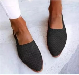 Zapatos trenzados Bianca en negro