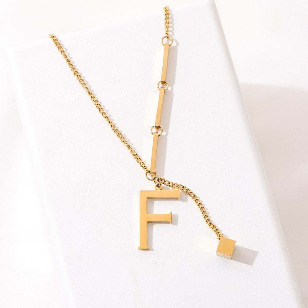 ÉCLAT | Collar Letra (Oferta 2x1)