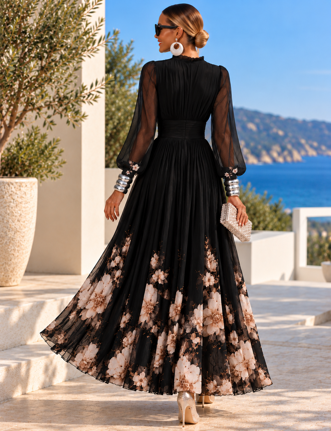 Vestido de gasa floral negro, visto por detrás
