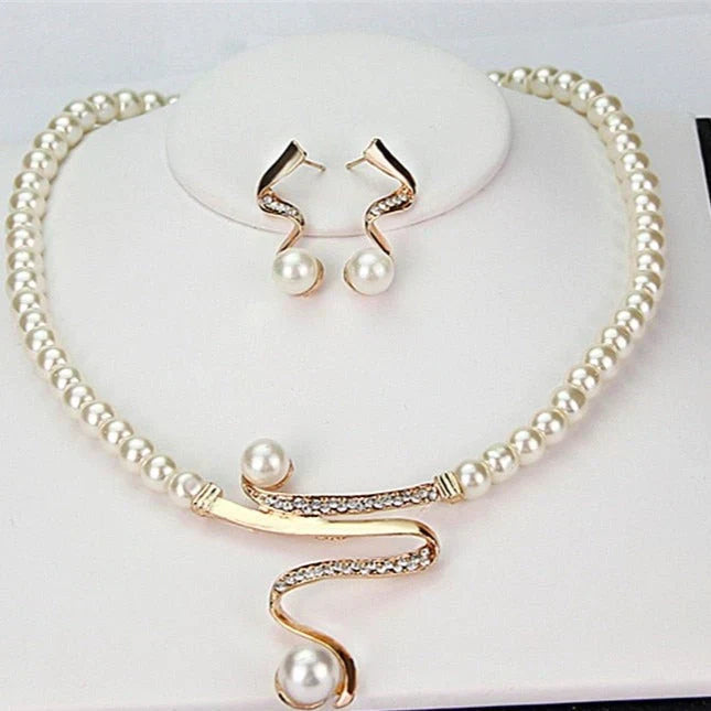 ÉCLAT | Conjunto Collar + Aretes de Perlas Naturales