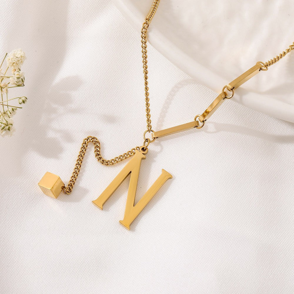 ÉCLAT | Collar Letra (Oferta 2x1)