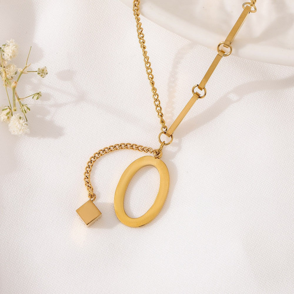 ÉCLAT | Collar Letra (Oferta 2x1)