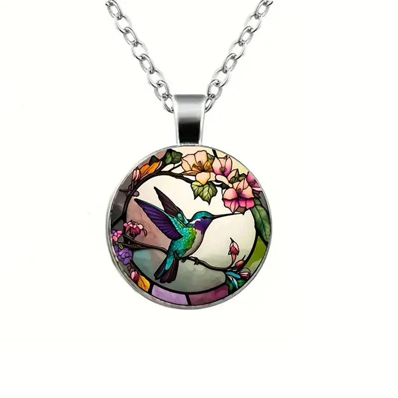 ÉCLAT | Collar Con Colgante De Cristal En Forma De Colibrí Con Cúpula