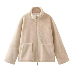 Abrigo de felpa en beige