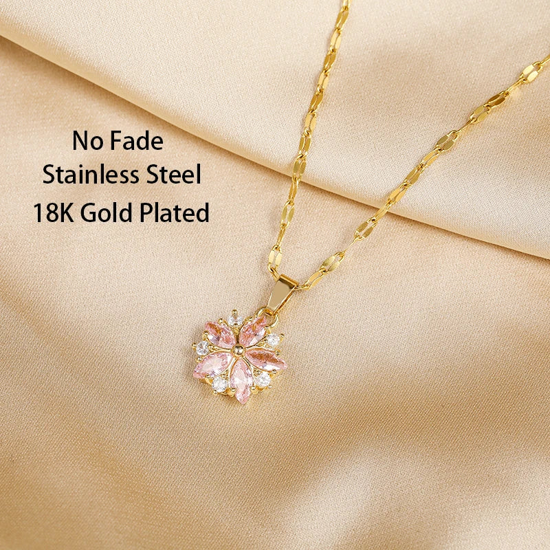 ÉCLAT | Collar Sakura Rosa Romántico en Acero Inoxidable