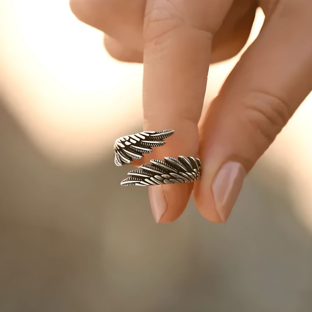 ÉCLAT | Alas De Ángel™ | Anillo Personalizado y Ajustable Con Nombre