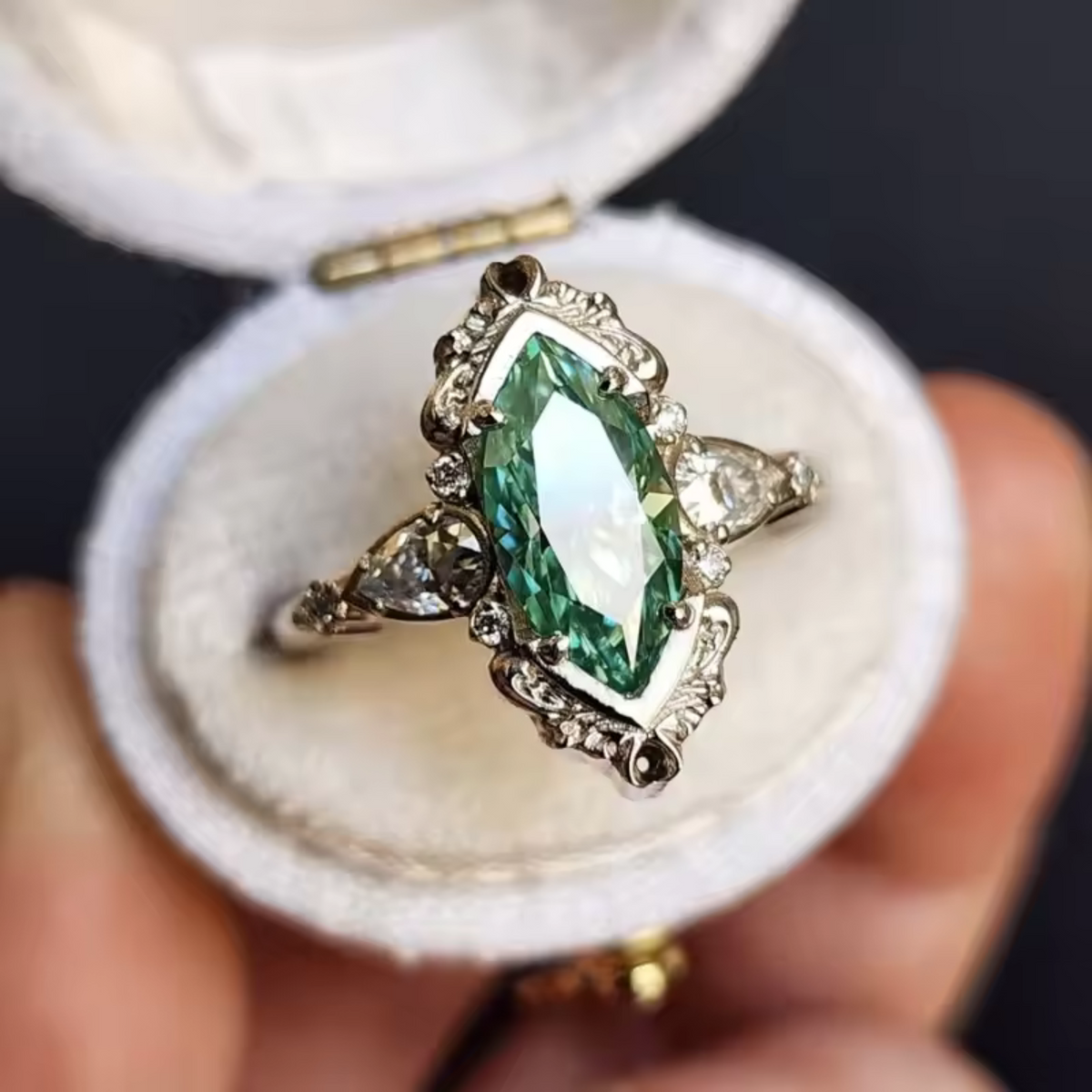 ÉCLAT | Anillo Esmeralda Marquesa
