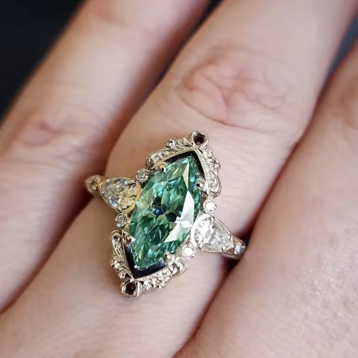 ÉCLAT | Anillo Esmeralda Marquesa