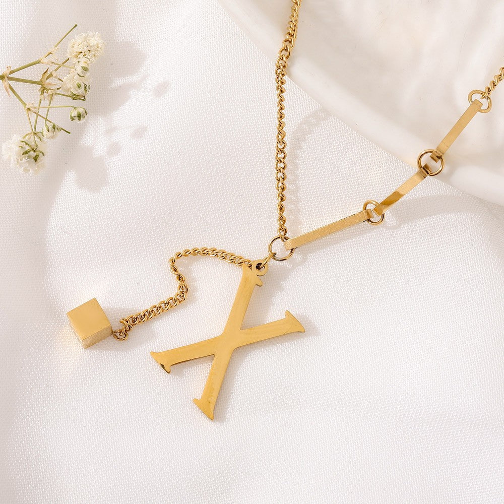ÉCLAT | Collar Letra (Oferta 2x1)