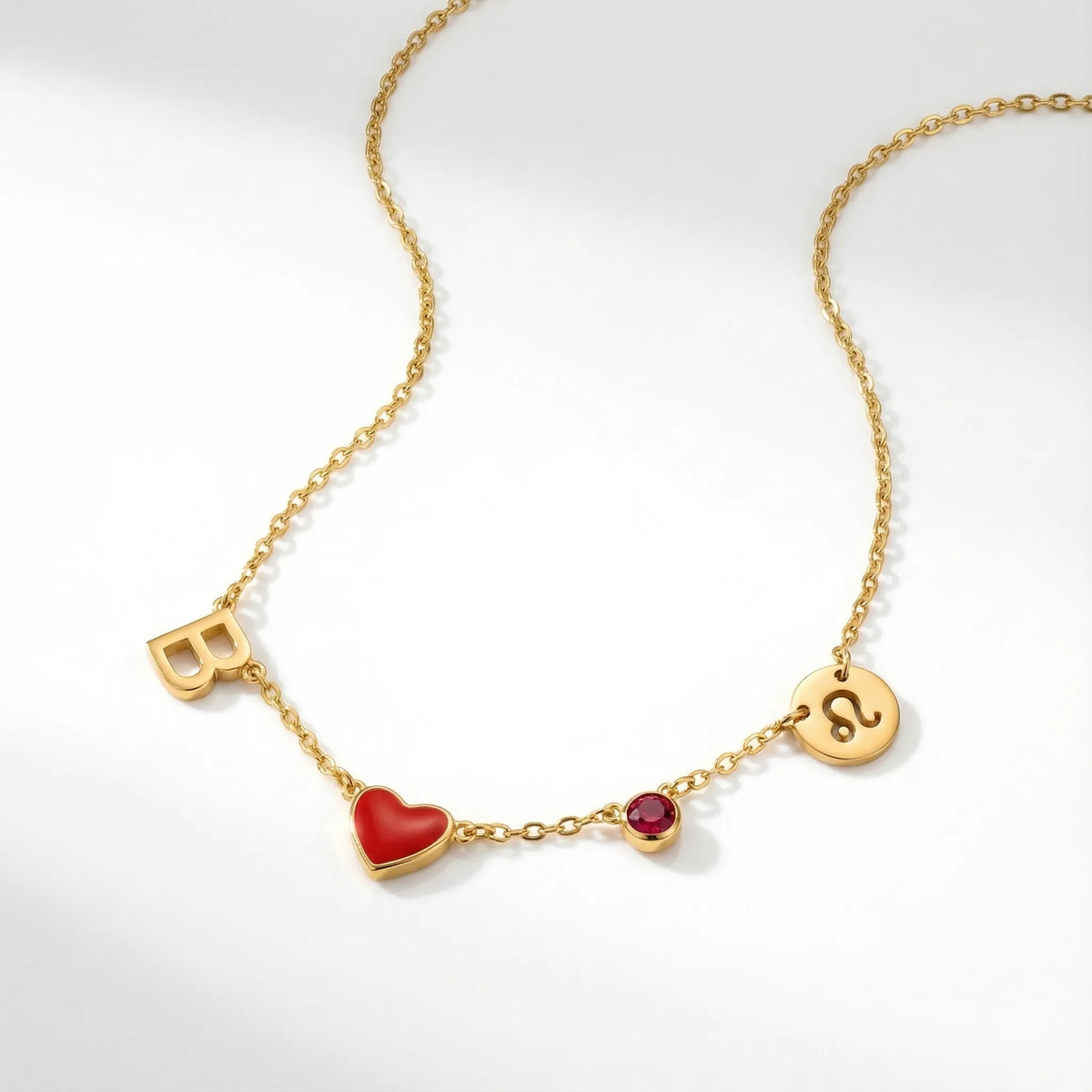 ÉCLAT | Amore™ | Collar con Inicial y Dije de Corazón