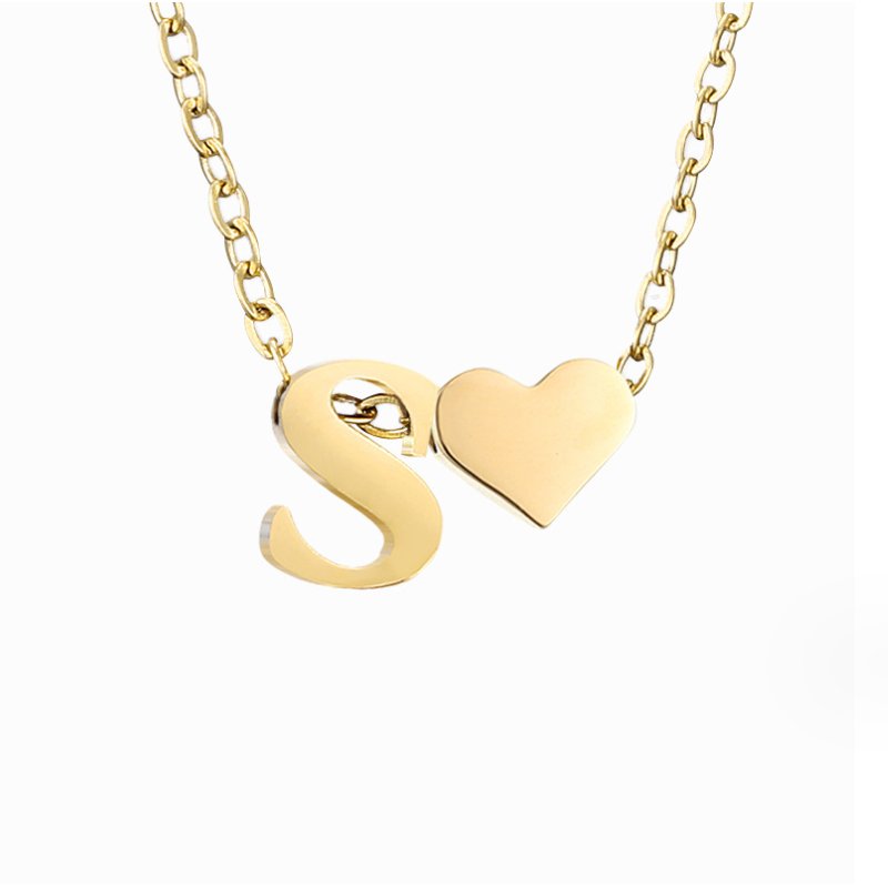Collar Inicial Atemporal con Corazón