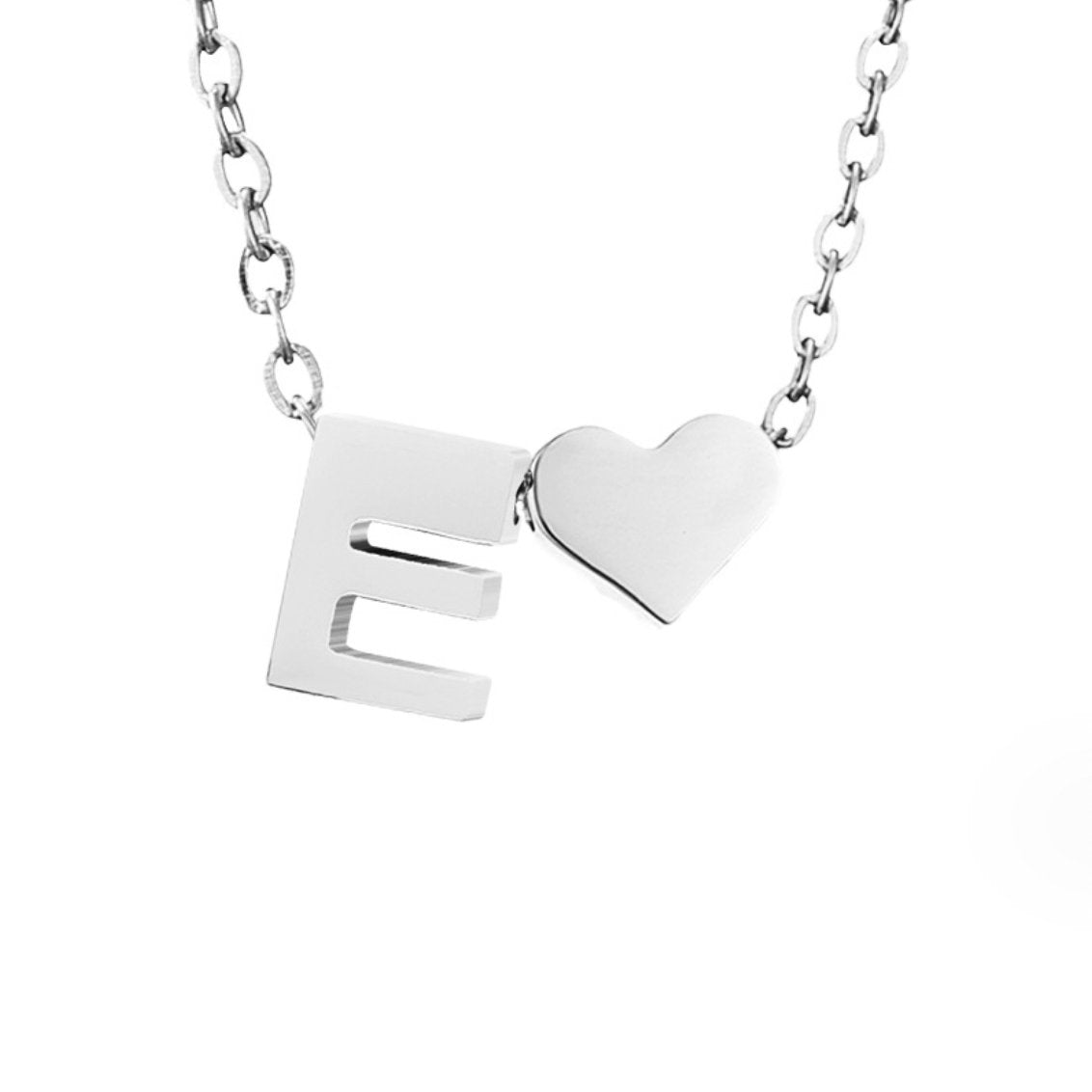Collar Inicial Atemporal con Corazón