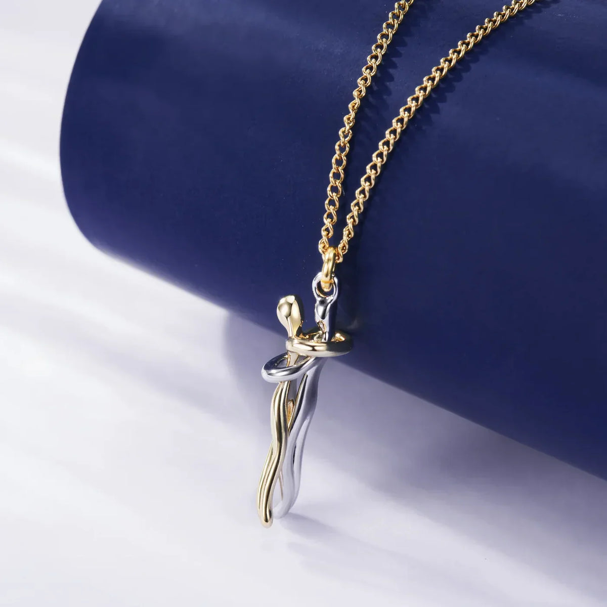 ÉCLAT | Collar del Abrazo Eterno