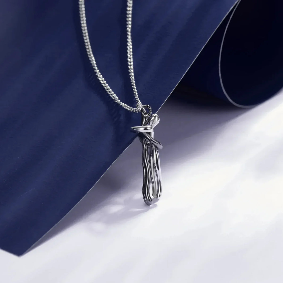 ÉCLAT | Collar del Abrazo Eterno